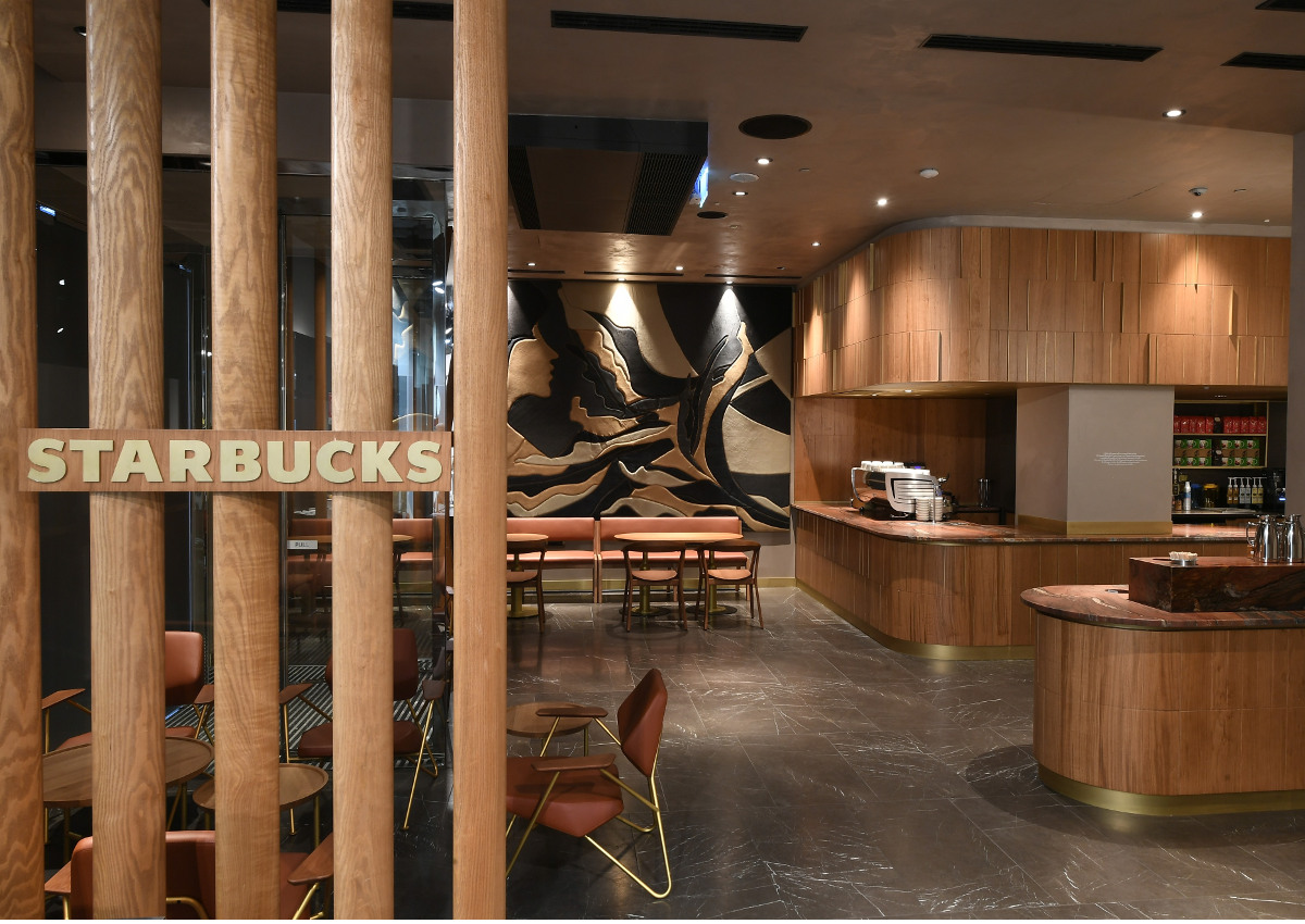 Starbucks, a Milano due milioni di clienti in un anno