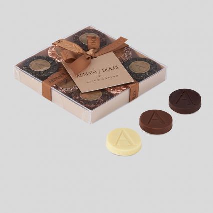 Cioccolatini Armani Dolci in confezione regalo. Prodotti di alta pasticceria e ristorazione Armani.