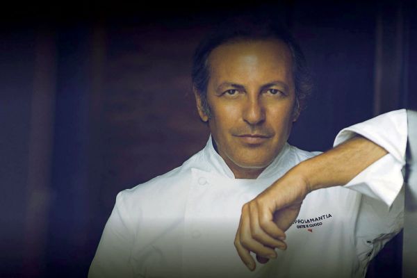 Filippo La Mantia, chef e ristoratore italiano. Ritratto di resilienza nel mondo della ristorazione.