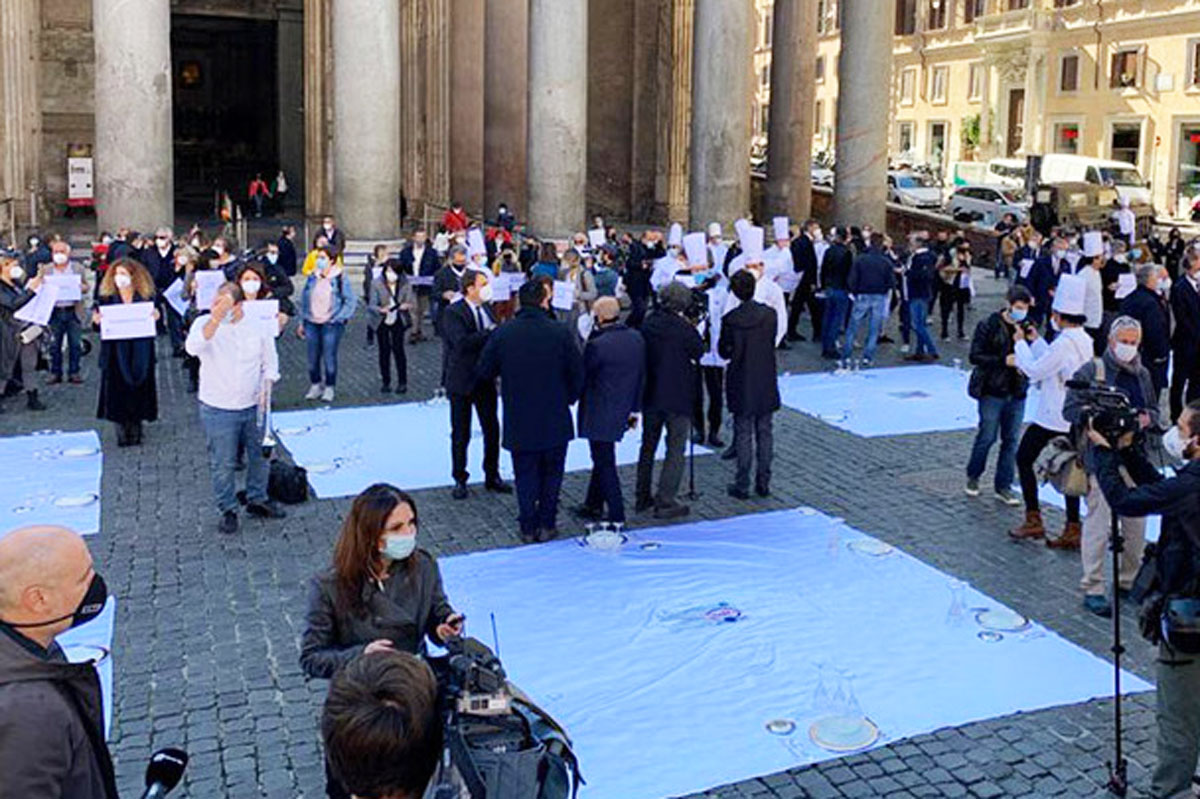 Fipe e ristoratori in piazza in 10 città