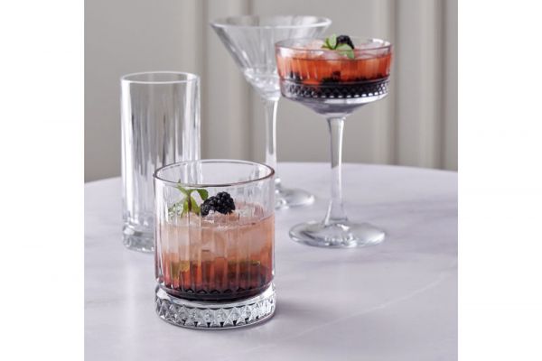 Calici Elysia Pasabahce e Nude. Design elegante per cocktail e long drink. Bicchieri in vetro di alta qualità.