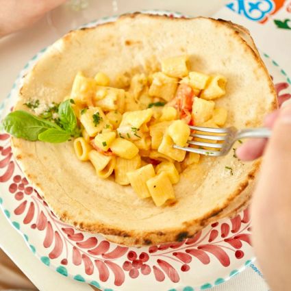 Dal nuovo menù di Rossopomodoro: Tubettoni patate e provola