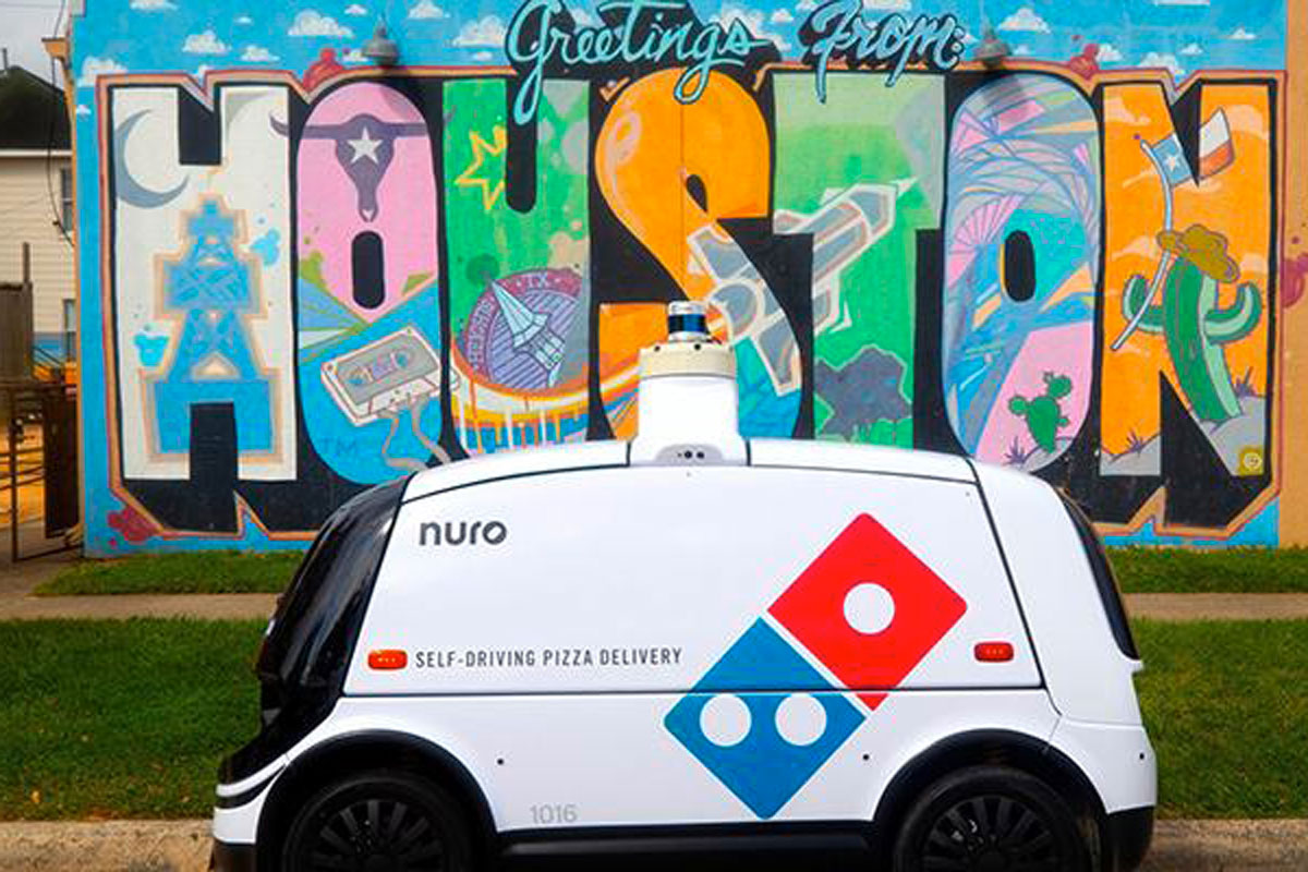 Domino’s lancia Nuro, il delivery a guida autonoma