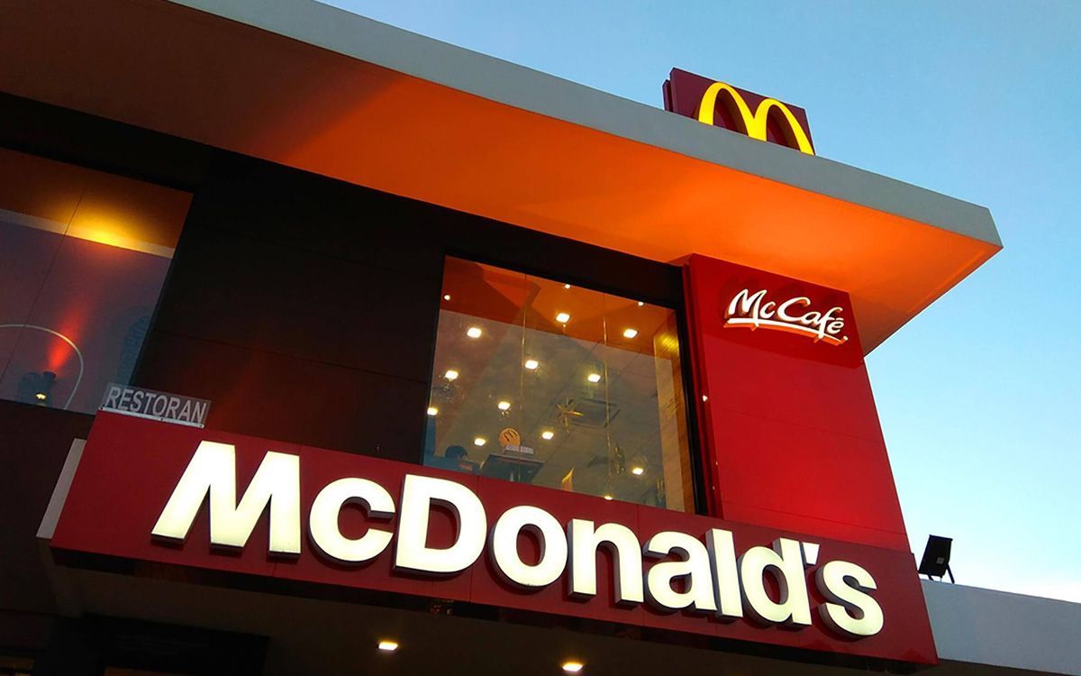 McDonald’s pronta a vaccinare i suoi dipendenti in Italia