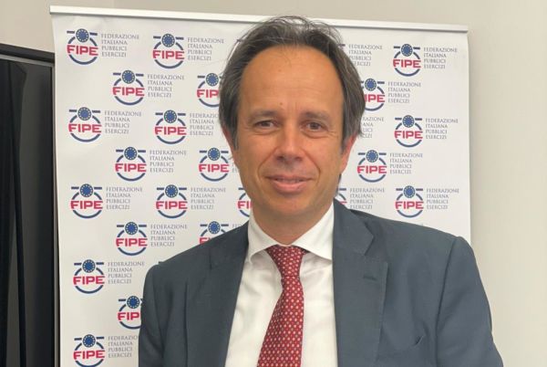 Calugi di Fipe per ricette anti crisi liquidità. Fipe lancia finanza digitale per pubblici esercizi.