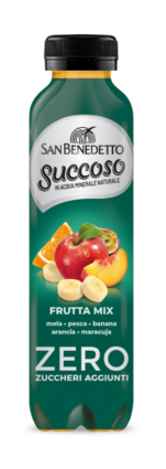 San Benedetto Succoso Zero: bevanda frutta mix (mela, pesca, banana, arancia, maracuja) senza zuccheri aggiunti.
