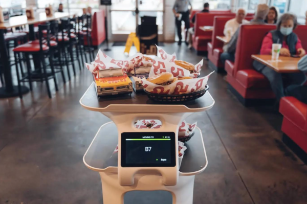 Robot di Bear Robotics serve cibo al ristorante. Round Series B da 81 milioni.