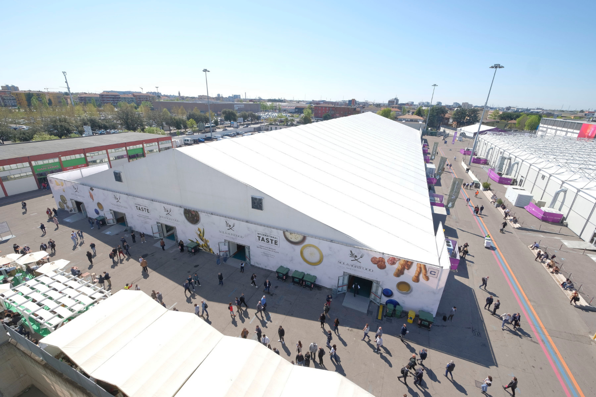 Vinitaly, confermata la capacità attrattiva del vino italiano