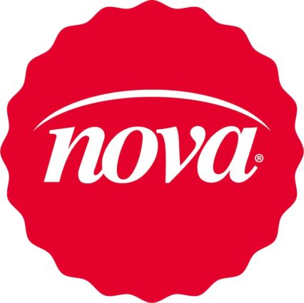 Logo Nova: marchio di funghi champignon trifolati in vaschetta, qualità garantita.