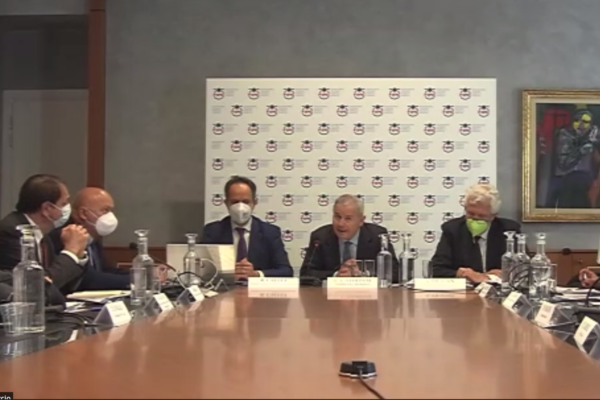 Riunione associazioni buoni pasto: Fipe e Federdistribuzione discutono riforma commissioni.