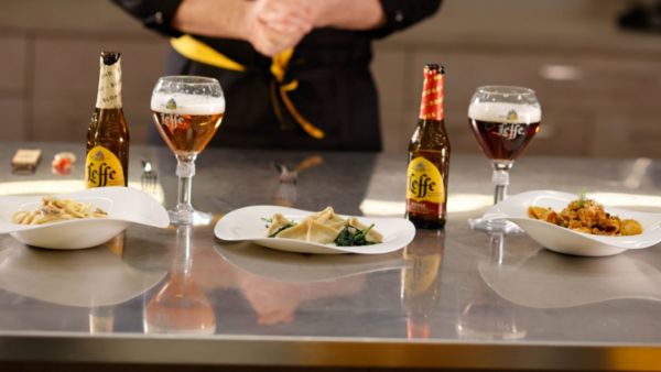 Roberto Valbuzzi presenta: birra Leffe in abbinamento a piatti gourmet.