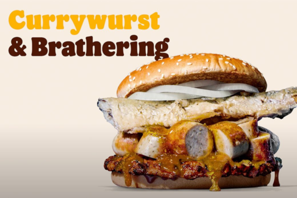 Pregnancy Whopper Burger King Germania: panino con currywurst e pesce.