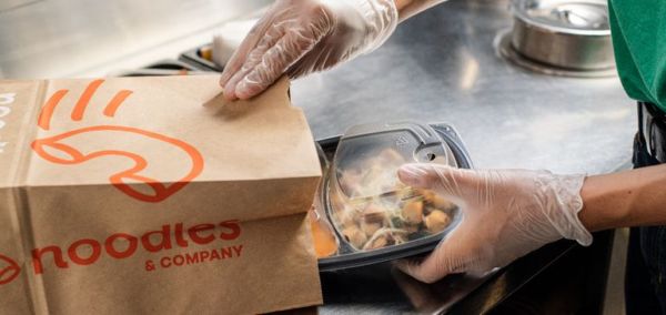 Noodles & Company: confezione take away di gnocchi. Programma fedeltà e gamification per ristoranti.