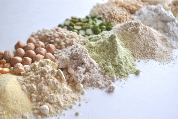 Farine di legumi Miscusi e MartinoRossi: ceci, piselli, lenticchie, mais. Ingredienti per pasta speciale.