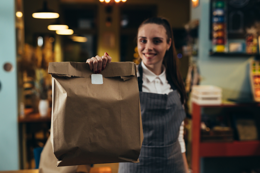 Sempre più italiani scelgono la “doggy bag”