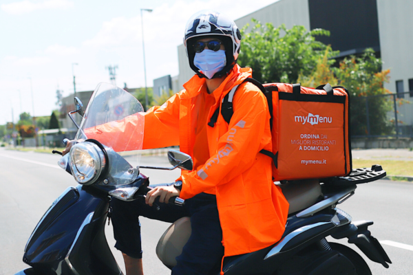MyMenu: rider consegna pasti a domicilio con buoni pasto Pellegrini.