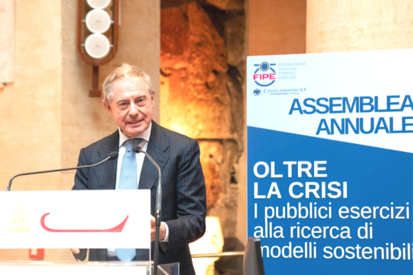Fipe assemblea annuale: rischio chiusura aziende pubblici esercizi. Intervento relatore.