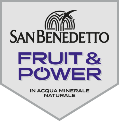 Logo Fruit&Power San Benedetto: bevanda rinfrescante e gustosa con energia dalla frutta in acqua minerale.