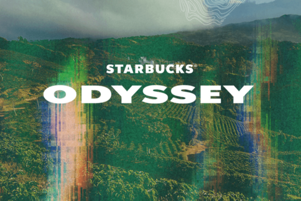 Starbucks Odyssey nel Metaverso: piantagioni di caffè e montagne verdi.