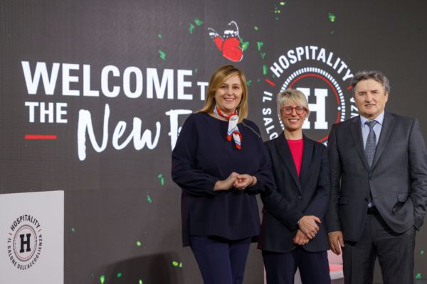 Ospitalità 2023: Alessandra Albarelli, Giovanna Voltolini, Roberto Pellegrini all'evento Horeca. Trasformazioni nel settore.