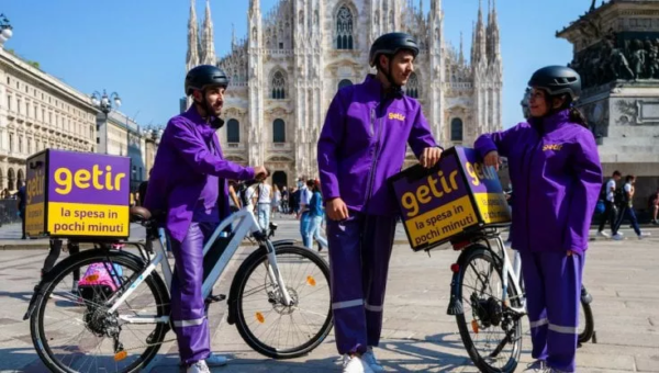 Corrieri Getir a Milano. Partnership Getir e Just Eat per la spesa a domicilio.