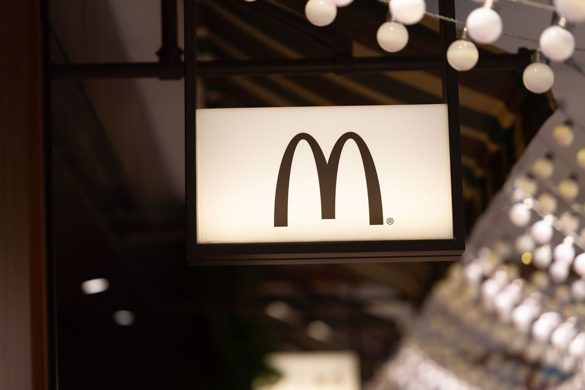 McDonald’s USA licenzia e chiude
