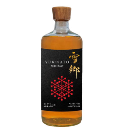 Bottiglia di Yukisato Pure Malt, nuovo whisky giapponese di Coca-Cola HBC Italia.