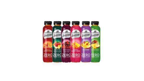 Bevande San Benedetto Succoso Zero: gusti assortiti (arancia, frutti rossi, mango mela...). Senza zuccheri aggiunti.