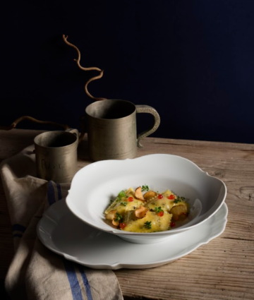 Divine Creazioni Surgital: Bauletti stracotto al Barolo. Pasta fresca ripiena, piatto gourmet.